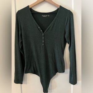 NWOT Green Abercrombie bodysuit